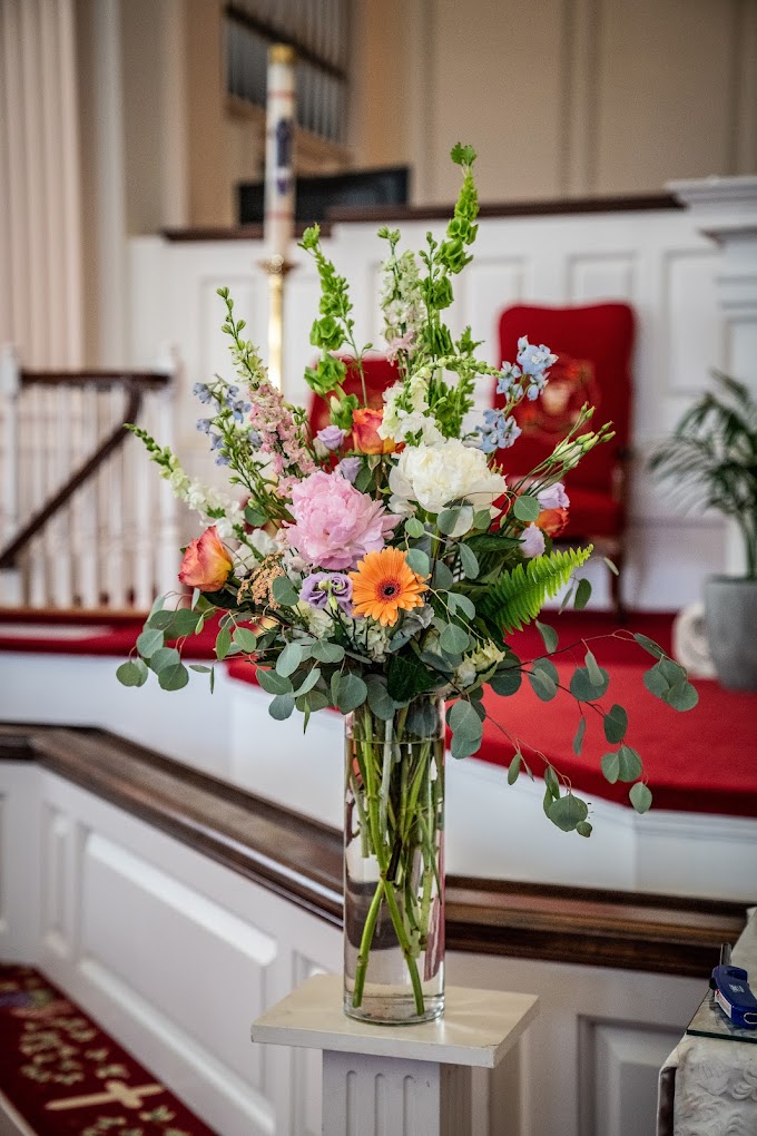 tall bouquet in a vase