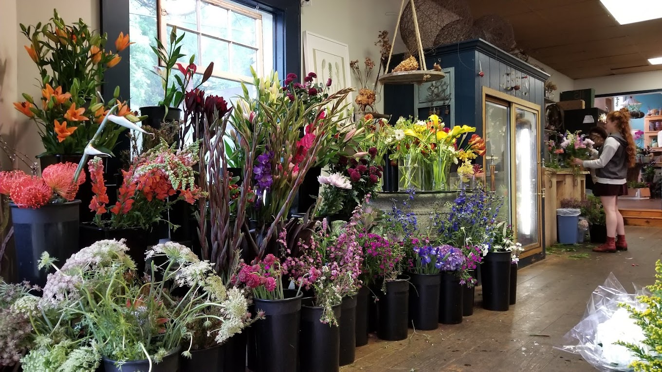 in-store flower selection setup